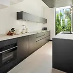 Caja By Maxx Royal מלון