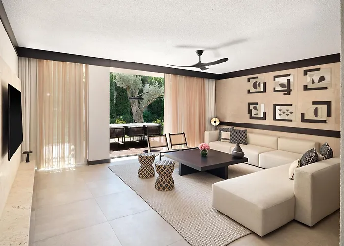 Caja By Maxx Royal 4*